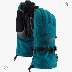 NWT Women's Burton GORE-TEX Snow Gloves (size small)